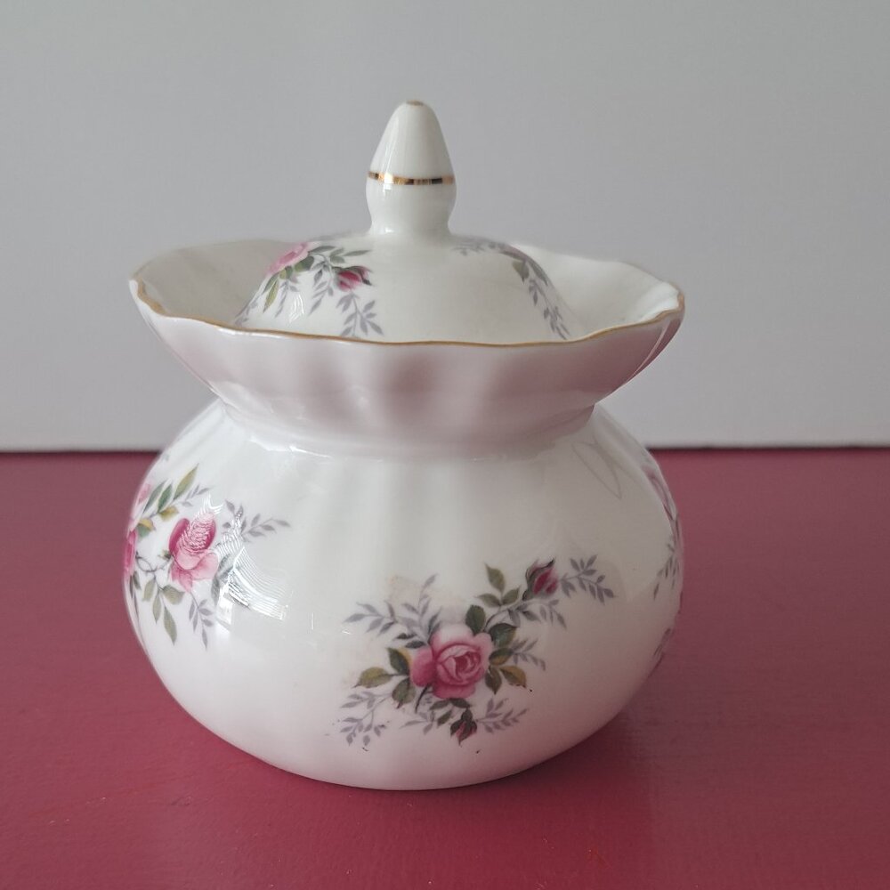 Dainty Jar - Picture 2 of 5
